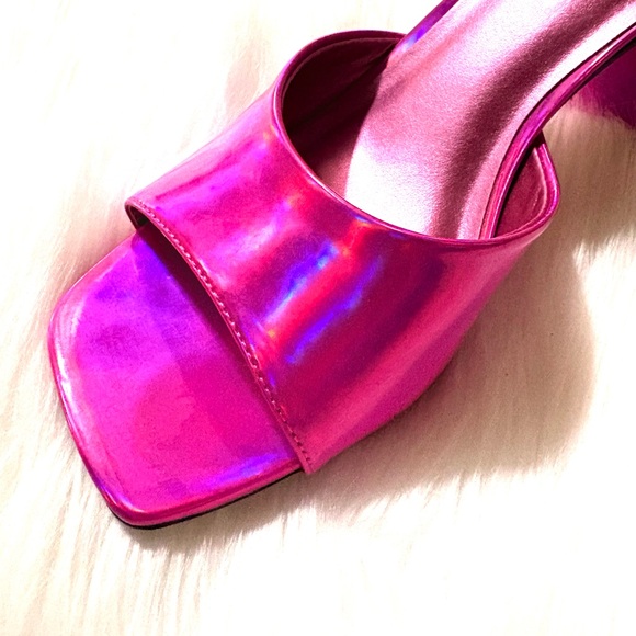Scoop Iridescent Pink Women's Heels - Picture 4 of 4